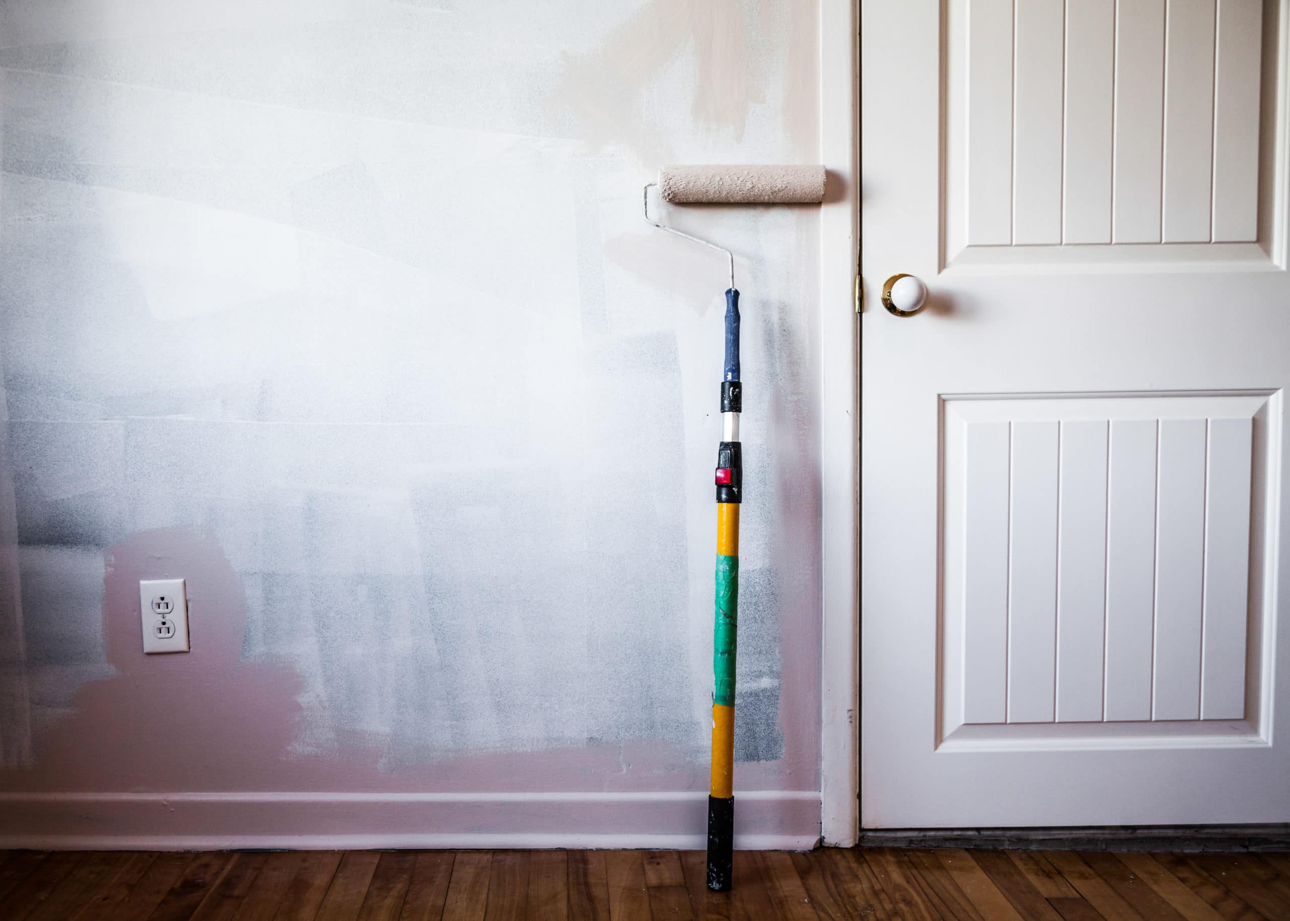 8 Ways to Change the Size of a Room with Paint